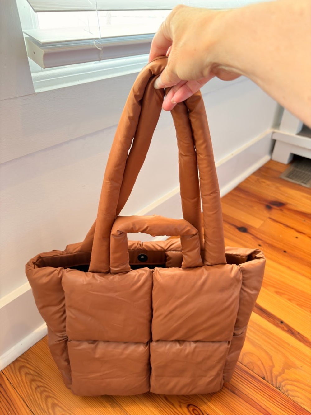 Quilted Puffer Tote Bag - Brown